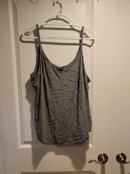 torrid Tops - torrid Gray Adjustable-Strap Scoop Cami